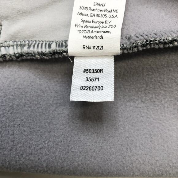 Spanx Luxe Fleece Shirt Jacket Shacket Teddy Cozy Button Down In Gray Size M - Picture 9 of 9